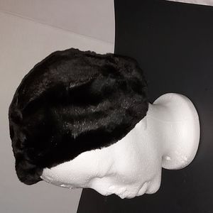 Womans Fur hat, vintage think beaver,  in honor of Barbara Ann Scott size M.